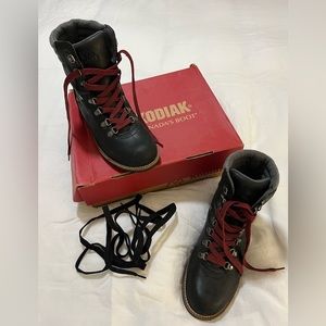 Kodiak Surrey II Women’s Boots
